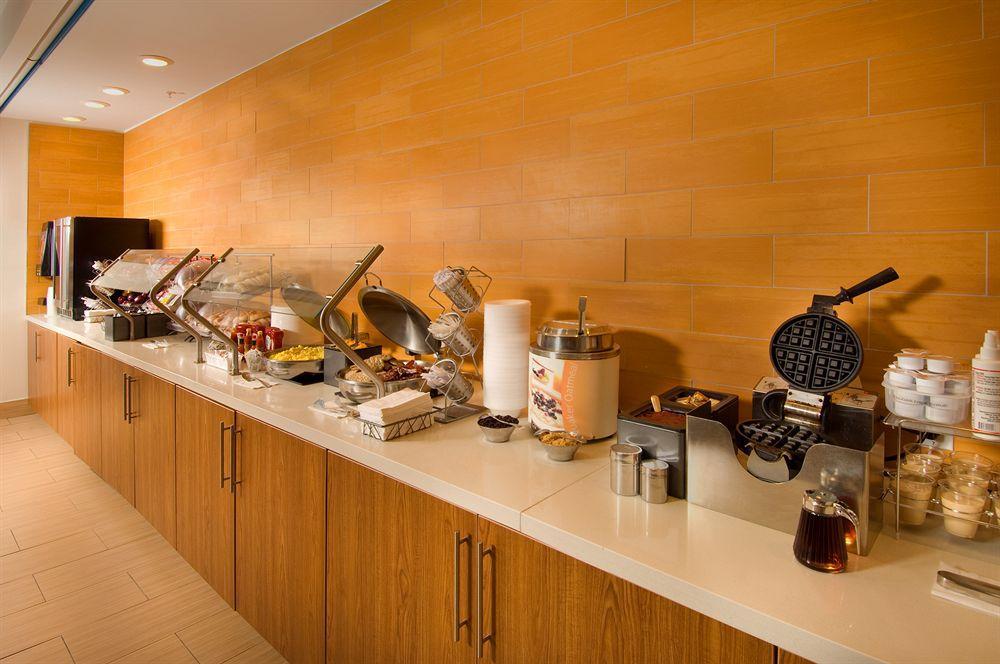 Springhill Suites By Marriott San Antonio Airport Экстерьер фото